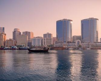 How Much Does It Cost to Open a Franchise in the Gulf? Investment Guide for the Middle East
